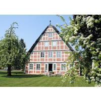 2920_8444 Bauernhaus eines Obstbauerns zwischen blühenden Obstbäumen. | Fruehlingsfotos aus der Hansestadt Hamburg; Vol. 2
